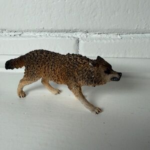 Schleich SNARLING GREY WOLF Adult Wildlife Figure 2014 Wolves 14741